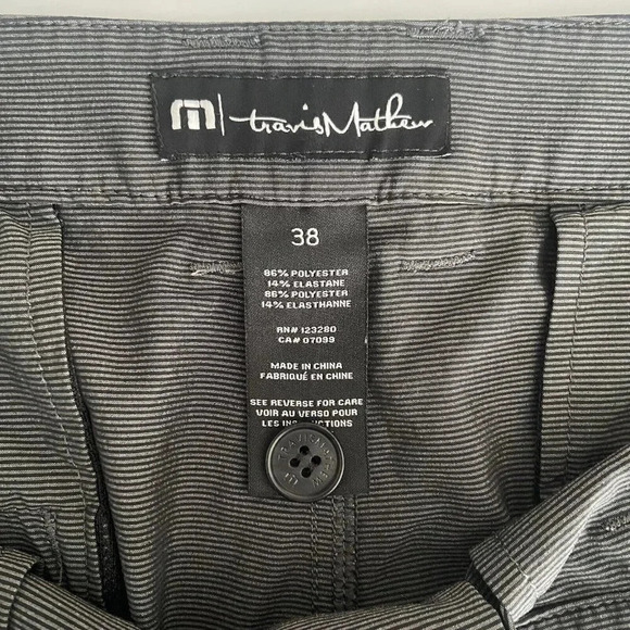 Travis Mathew Shorts Mens Size 38 Chino Flat Front Grey Striped Golf Casual - Picture 5 of 16
